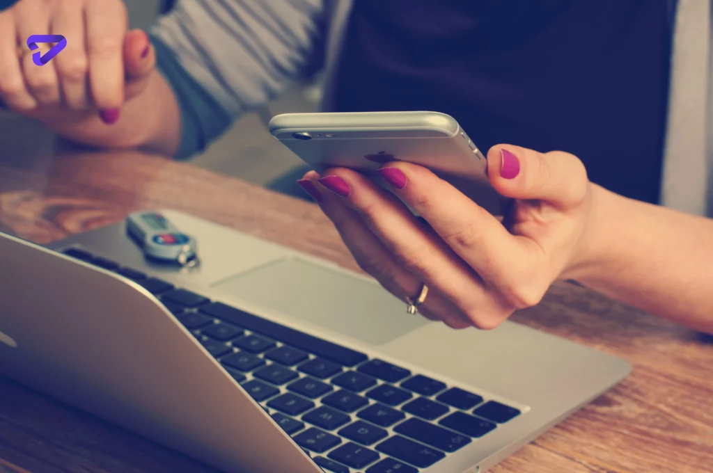 What are benefits of social media? 1 What are benefits of social media?