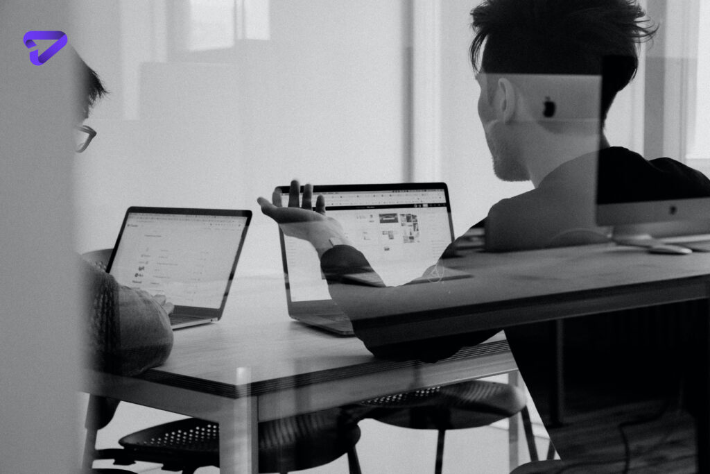 What services should a social agency provide? 1 What services should a social agency provide?